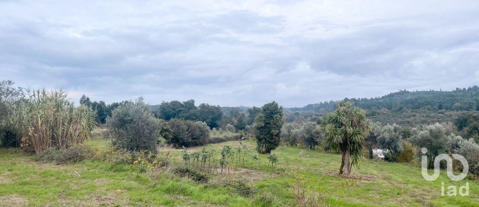 Terrain à Povolide de 8 415 m²