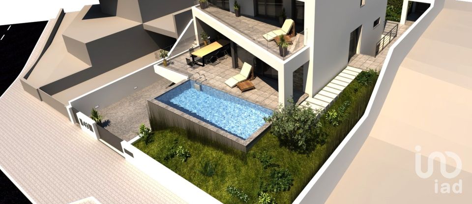 Moradia T4 em Lourinhã e Atalaia de 381 m²