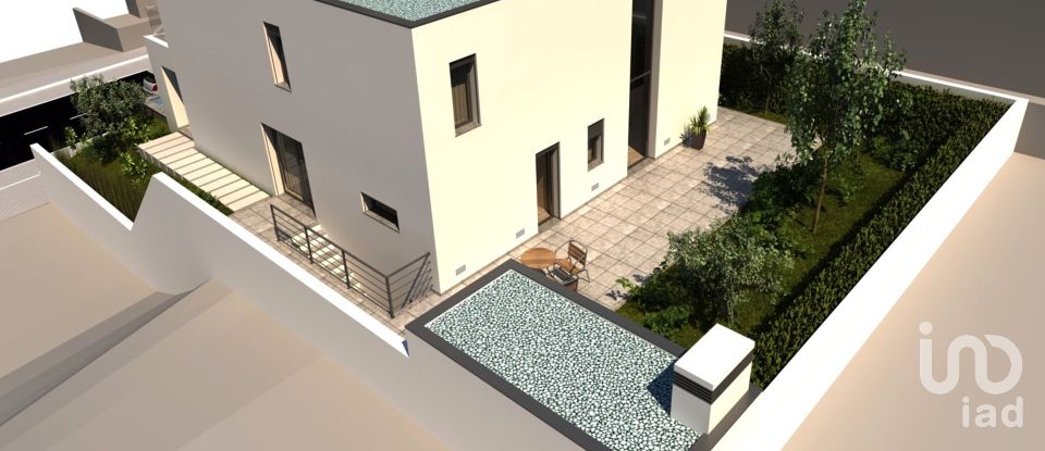 Moradia T4 em Lourinhã e Atalaia de 381 m²
