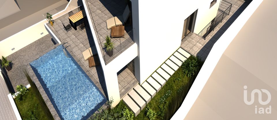 Moradia T4 em Lourinhã e Atalaia de 381 m²