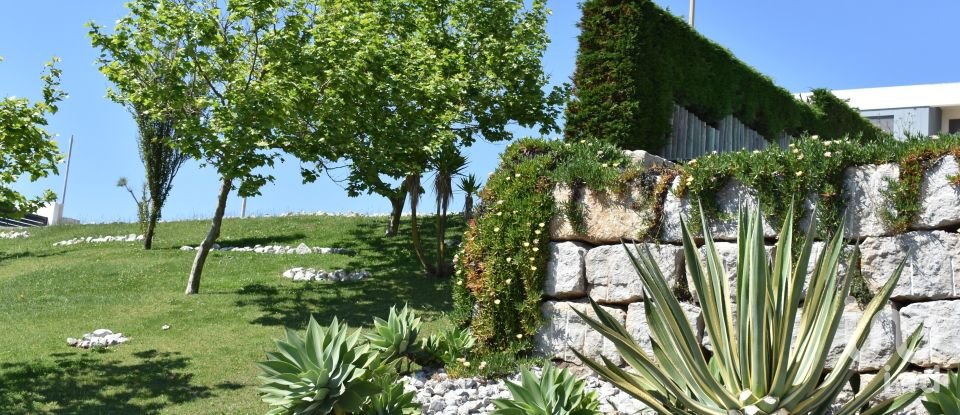 Moradia T4 em Lourinhã e Atalaia de 381 m²