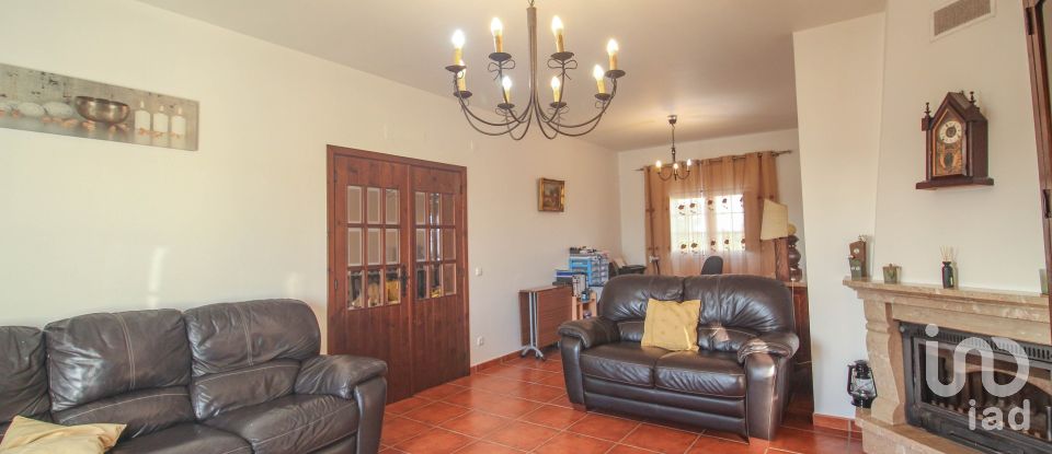 Maison T3 à Alcácer do Sal (Santa Maria do Castelo e Santiago) e Santa Susana de 267 m²