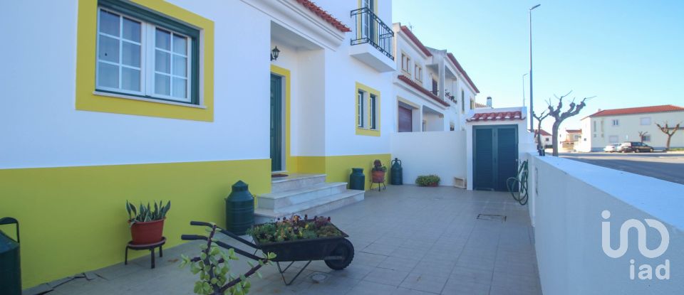Maison T3 à Alcácer do Sal (Santa Maria do Castelo e Santiago) e Santa Susana de 267 m²