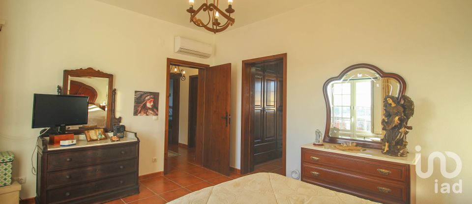 Maison T3 à Alcácer do Sal (Santa Maria do Castelo e Santiago) e Santa Susana de 267 m²