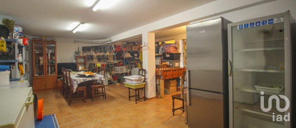 Maison T3 à Alcácer do Sal (Santa Maria do Castelo e Santiago) e Santa Susana de 267 m²