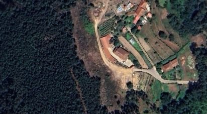 Terrain à Santa Cruz da Trapa e São Cristóvão de Lafões de 4 900 m²