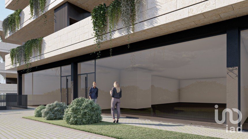 Shop / premises commercial in Vila Nova De Cerveira E Lovelhe of 111 m²