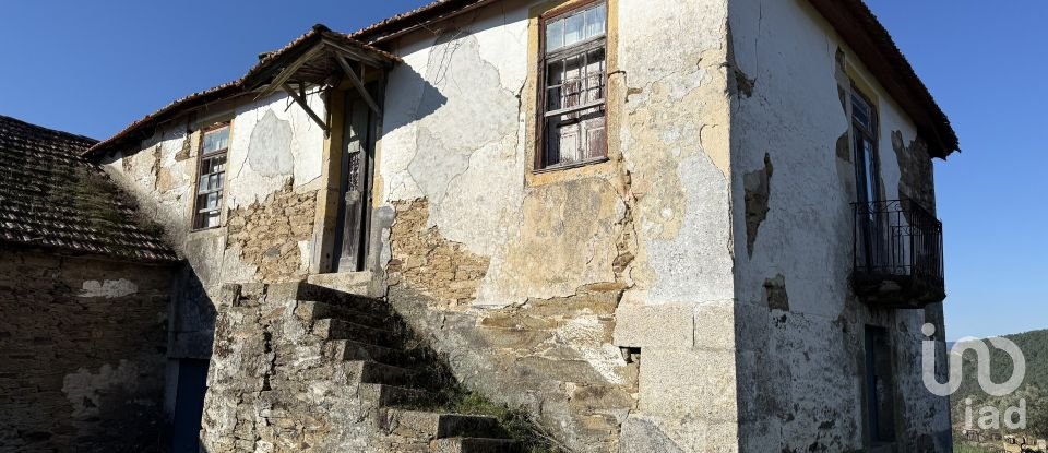 Farm T0 in Alijó of 872 m²