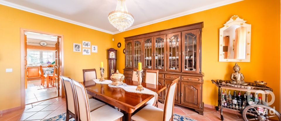 Moradia T3 em Caldas da Rainha - Nossa Senhora do Pópulo, Coto e São Gregório de 499 m²