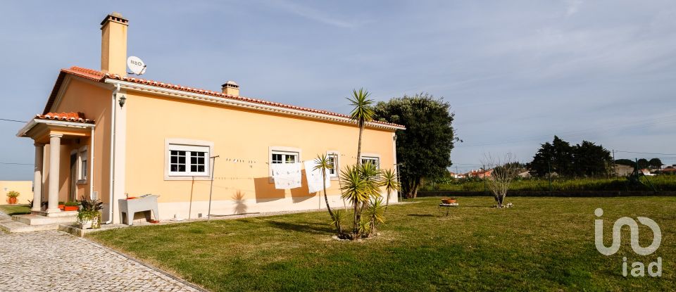 Moradia T3 em Caldas da Rainha - Nossa Senhora do Pópulo, Coto e São Gregório de 499 m²