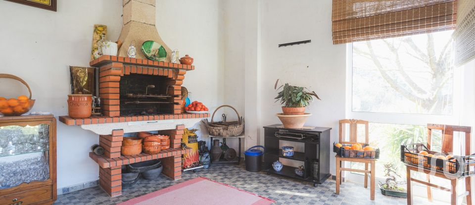 Maison T3 à Folques de 248 m²