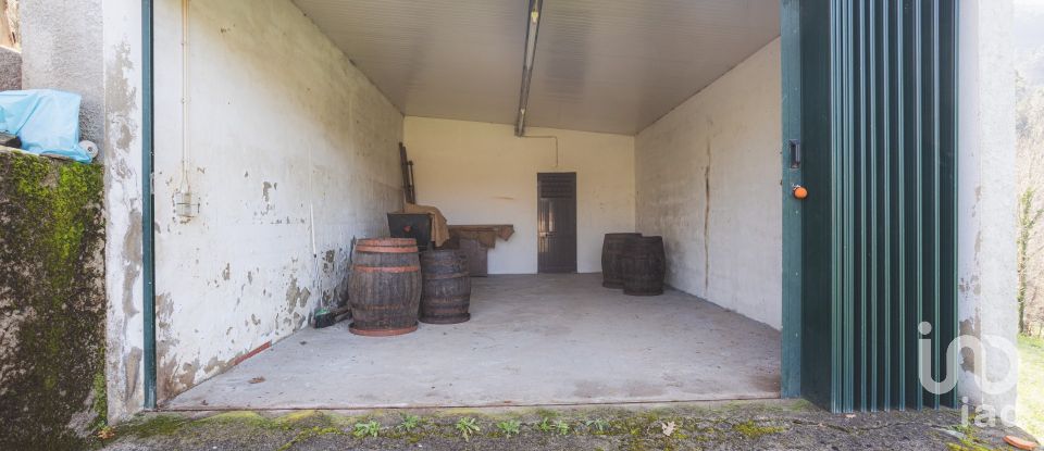 Maison T3 à Folques de 248 m²