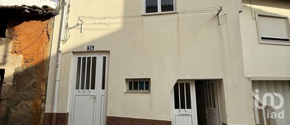 Lodge T2 in Murça of 66 m²