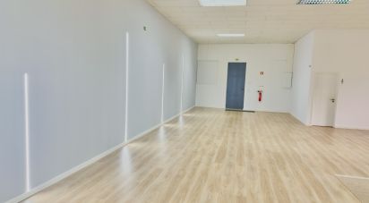 Bureaux à Mina de Água de 490 m²