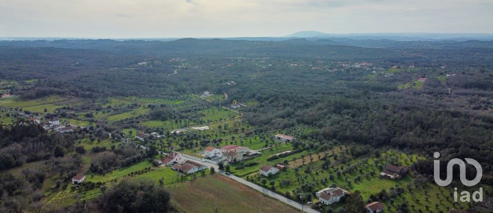 Terrain à Areias e Pias de 5 800 m²