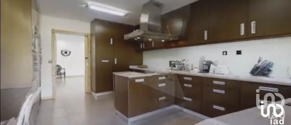 Maison T3 à Anha de 406 m²