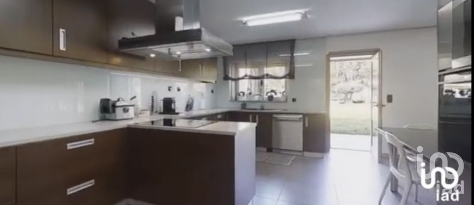 Maison T3 à Anha de 406 m²