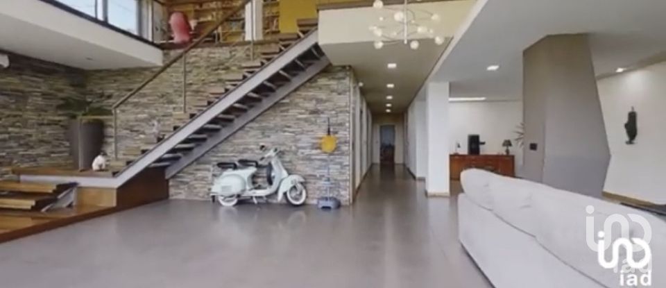 Maison T3 à Anha de 406 m²