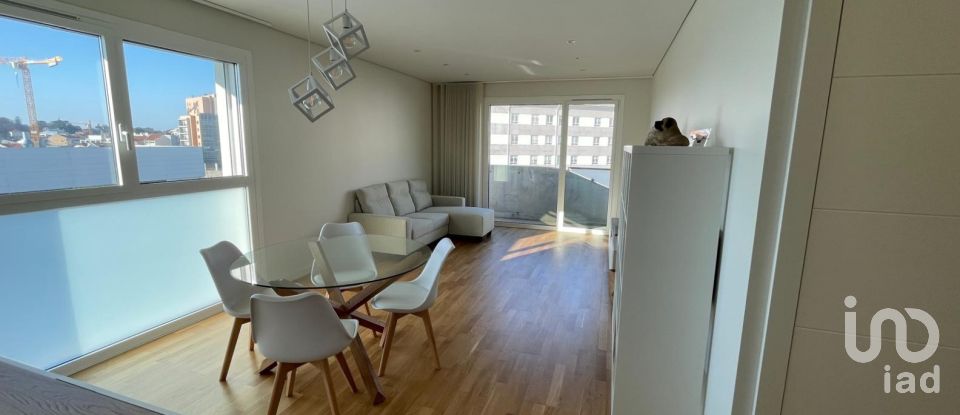 Apartamento T2 em Lordelo Do Ouro E Massarelos de 76 m²