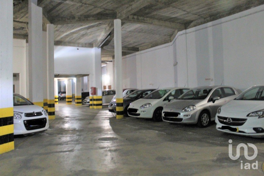 Boutique/Local commercial à Albufeira e Olhos de Água de 1 287 m²