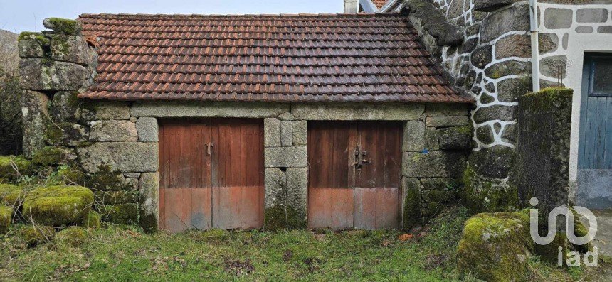 Casa de Campo T0 em Castro Laboreiro e Lamas de Mouro de 32 m²