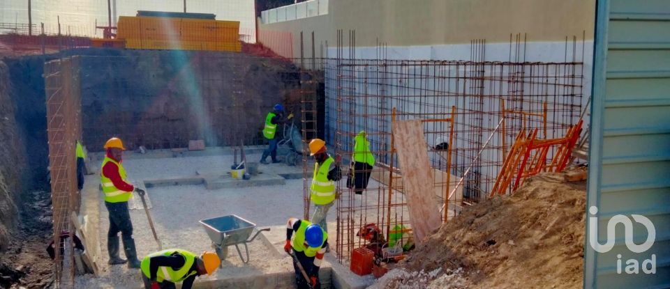 House T3 in Caldas da Rainha - Santo Onofre e Serra do Bouro of 200 m²