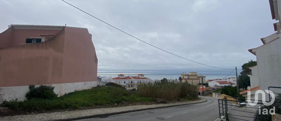 Terreno urbano em Ericeira de 183 m²