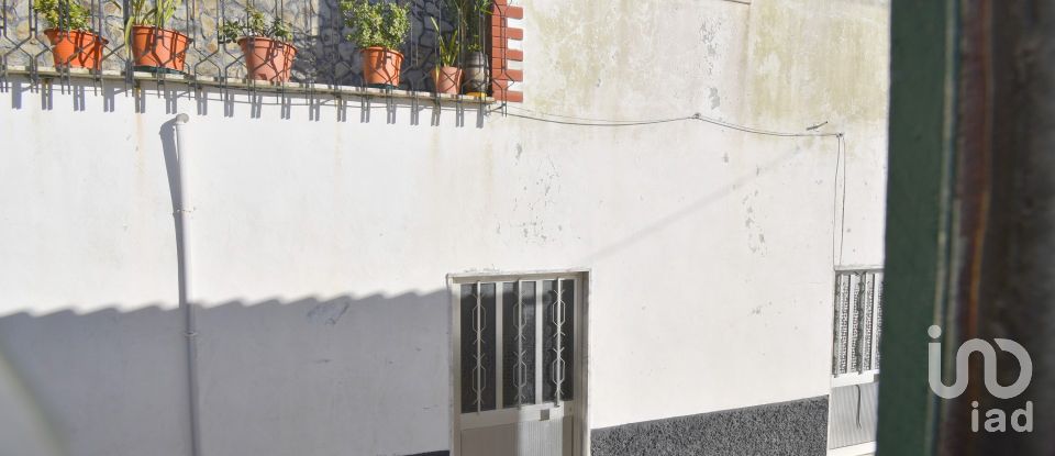 Village house T2 in Degracias e Pombalinho of 198 m²