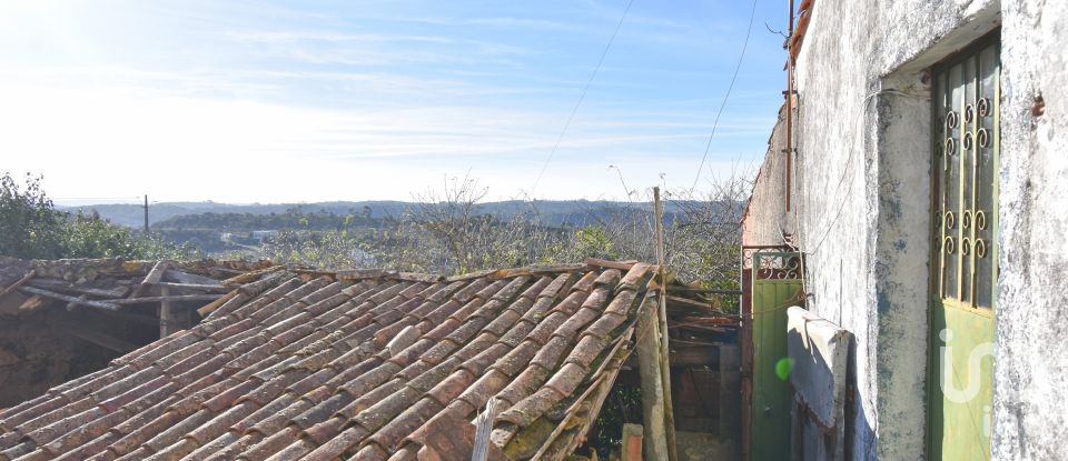 Village house T2 in Degracias e Pombalinho of 198 m²