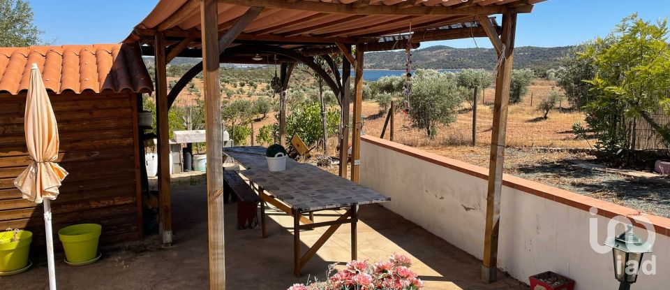 Terrain à Amieira E Alqueva de 3 500 m²