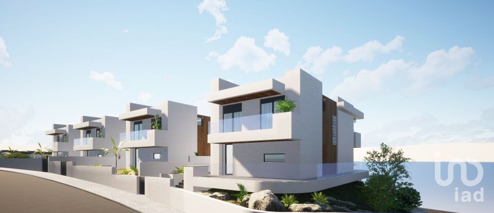 Maison T3 à Ericeira de 347 m²