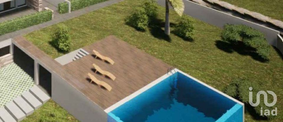 Maison T3 à Ericeira de 347 m²