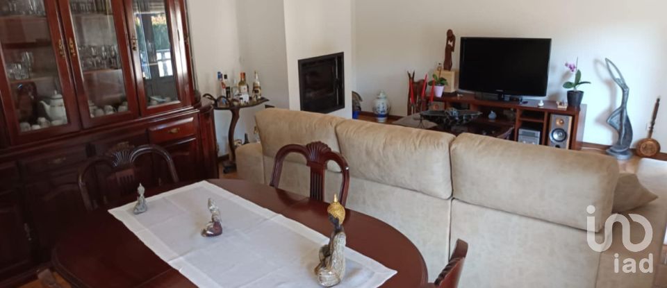 Maison traditionnelle T3 à Aldreu de 383 m²