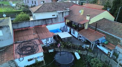 House T4 in Vilarinho de São Romão of 358 m²