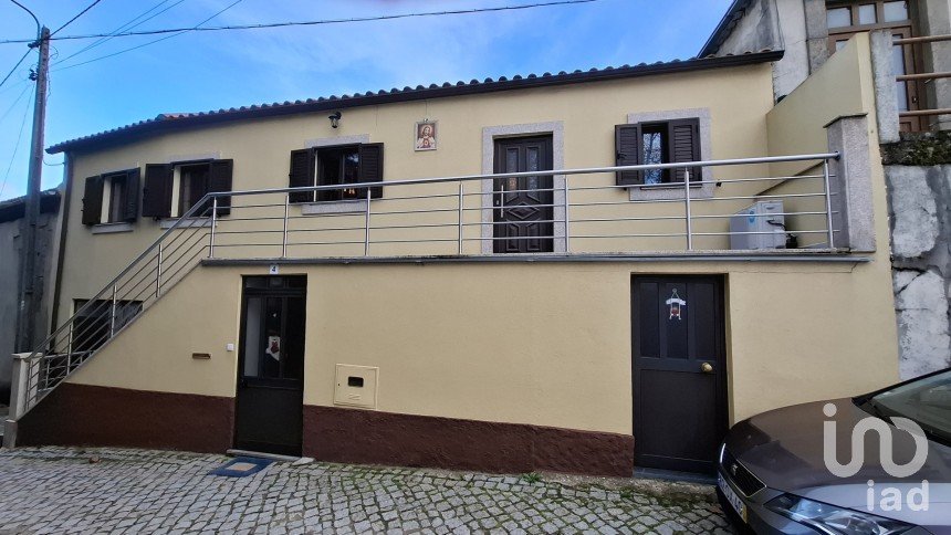 Moradia T4 em Vilarinho de São Romão de 358 m²