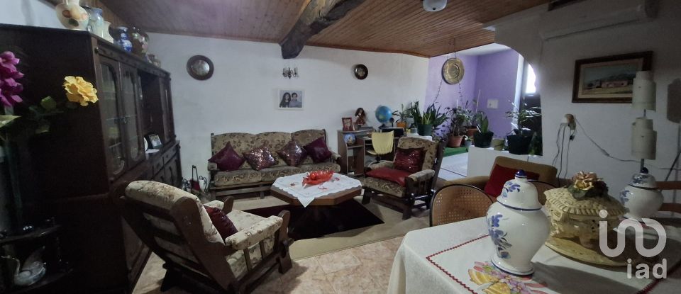 Moradia T4 em Vilarinho de São Romão de 358 m²