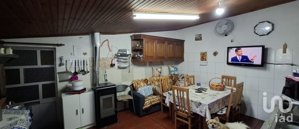 Moradia T4 em Vilarinho de São Romão de 358 m²