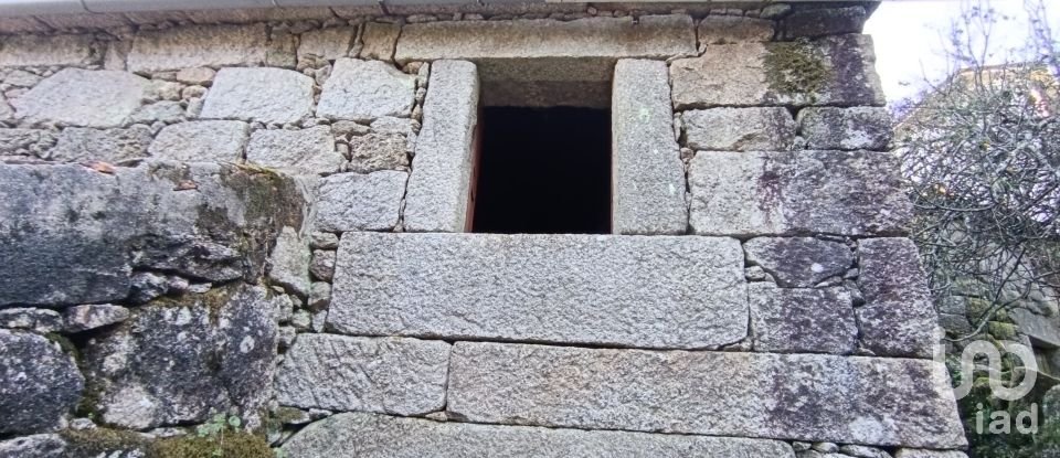 Casa de Campo T0 em Castro Laboreiro e Lamas de Mouro de 73 m²