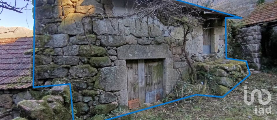 Casa de Campo T0 em Castro Laboreiro e Lamas de Mouro de 74 m²