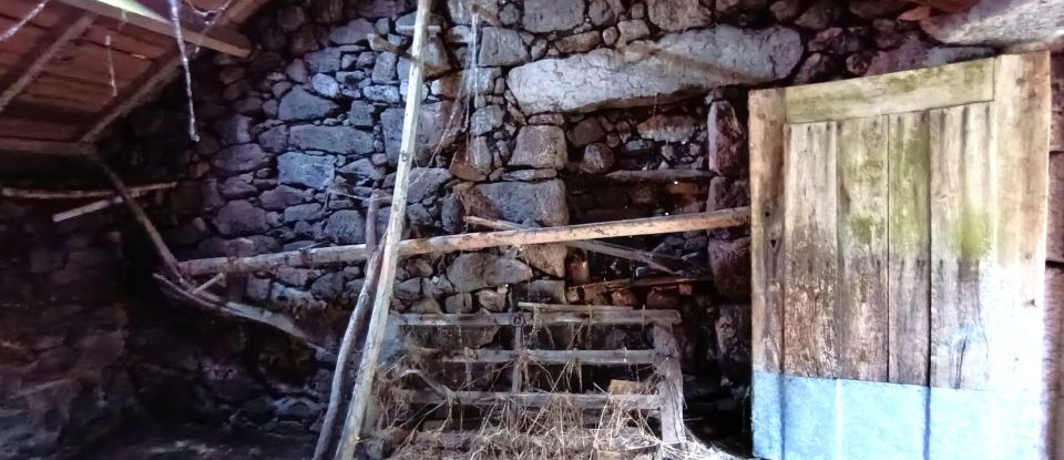 Casa de Campo T0 em Castro Laboreiro e Lamas de Mouro de 74 m²