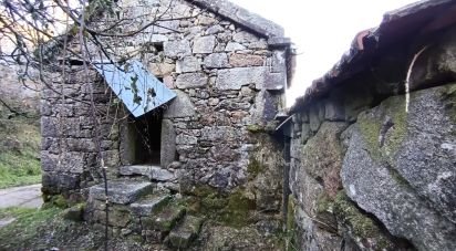 Maison rustique T0 à Castro Laboreiro e Lamas de Mouro de 147 m²