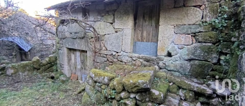 Casa de Campo T0 em Castro Laboreiro e Lamas de Mouro de 147 m²
