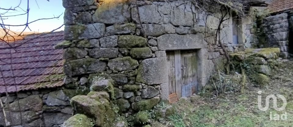 Casa de Campo T0 em Castro Laboreiro e Lamas de Mouro de 147 m²