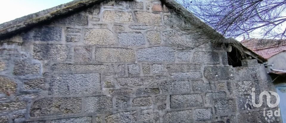 Casa de Campo T3 em Castro Laboreiro e Lamas de Mouro de 105 m²