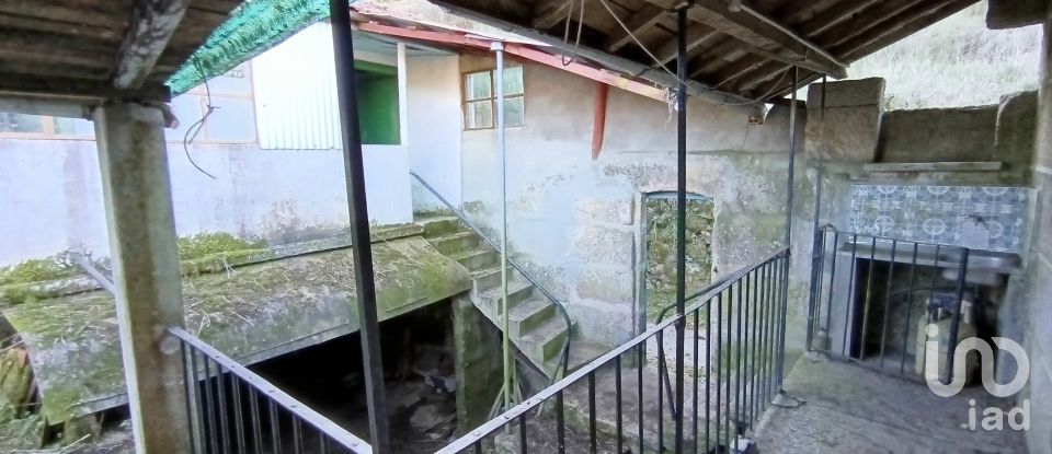 Casa de Campo T3 em Castro Laboreiro e Lamas de Mouro de 105 m²