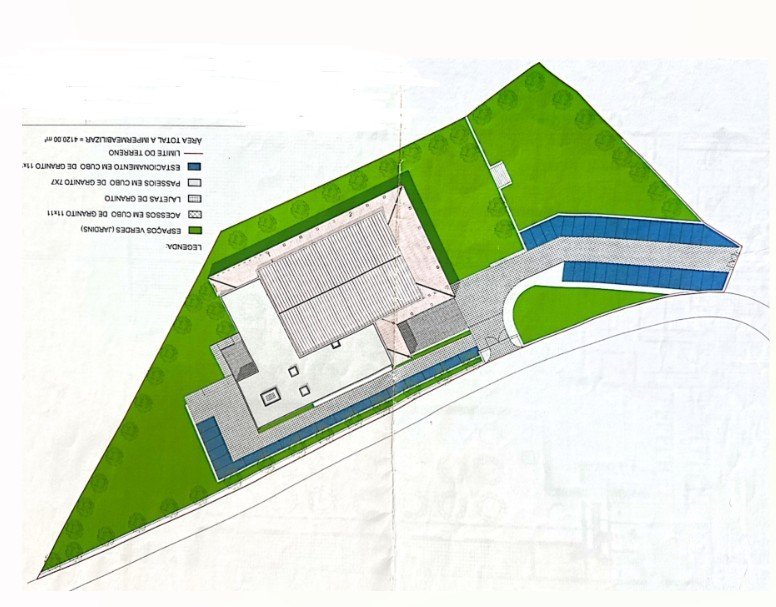 Building plot in Cerva e Limões of 7,000 m²