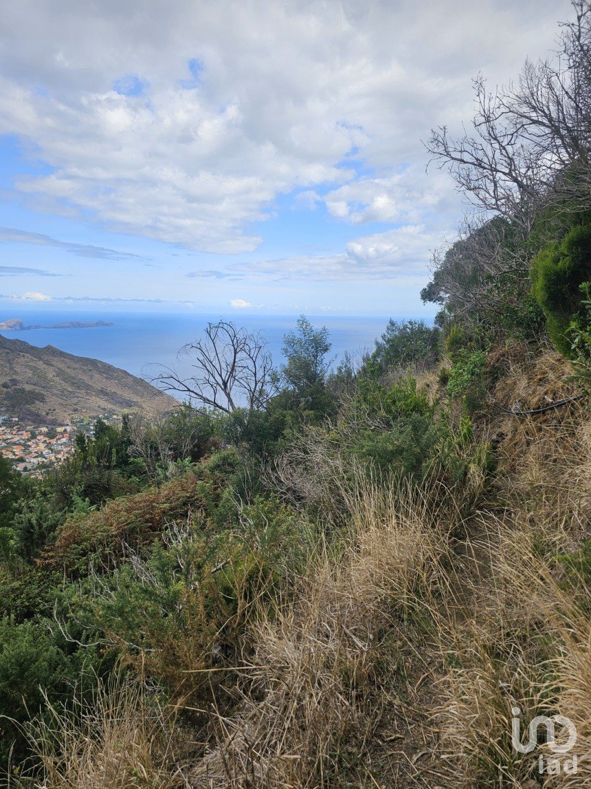Terreno em Água de Pena de 10 100 m²