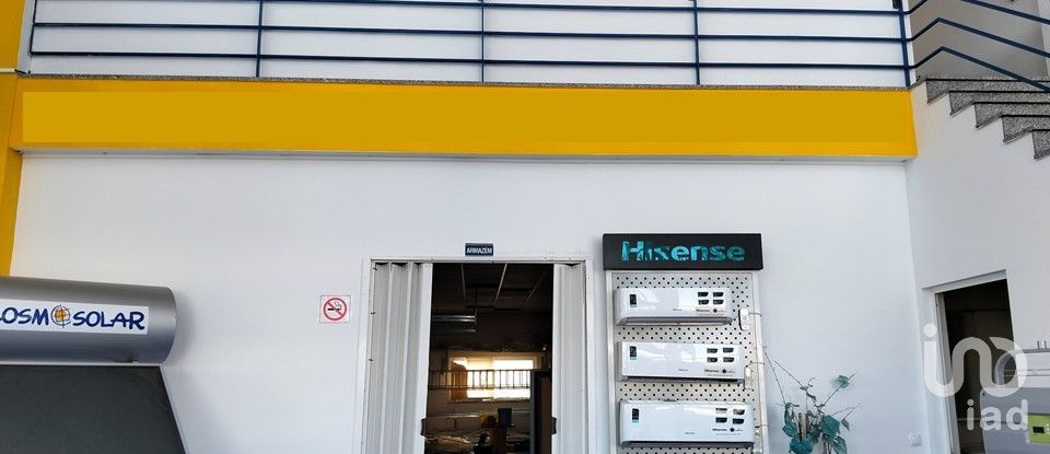 Pavillon T0 à Pinhal Novo de 280 m²