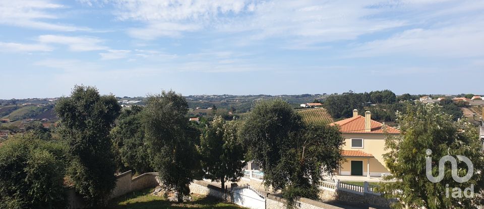 Moradia T3 em A dos Francos de 312 m²