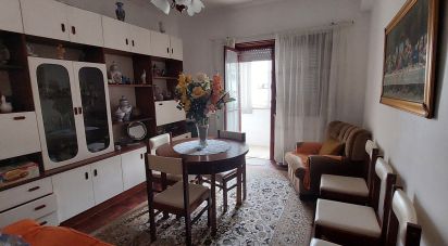 Appartement T2 à Massamá e Monte Abraão de 74 m²